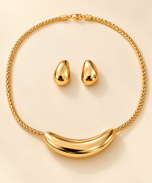 Crescent Pendant Necklace &Teardrop Earrings Set