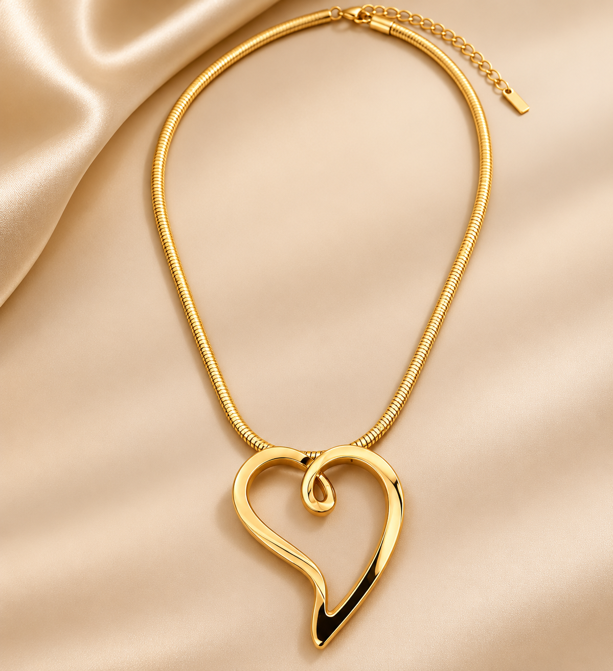 Interlocking Heart Pendant Necklace